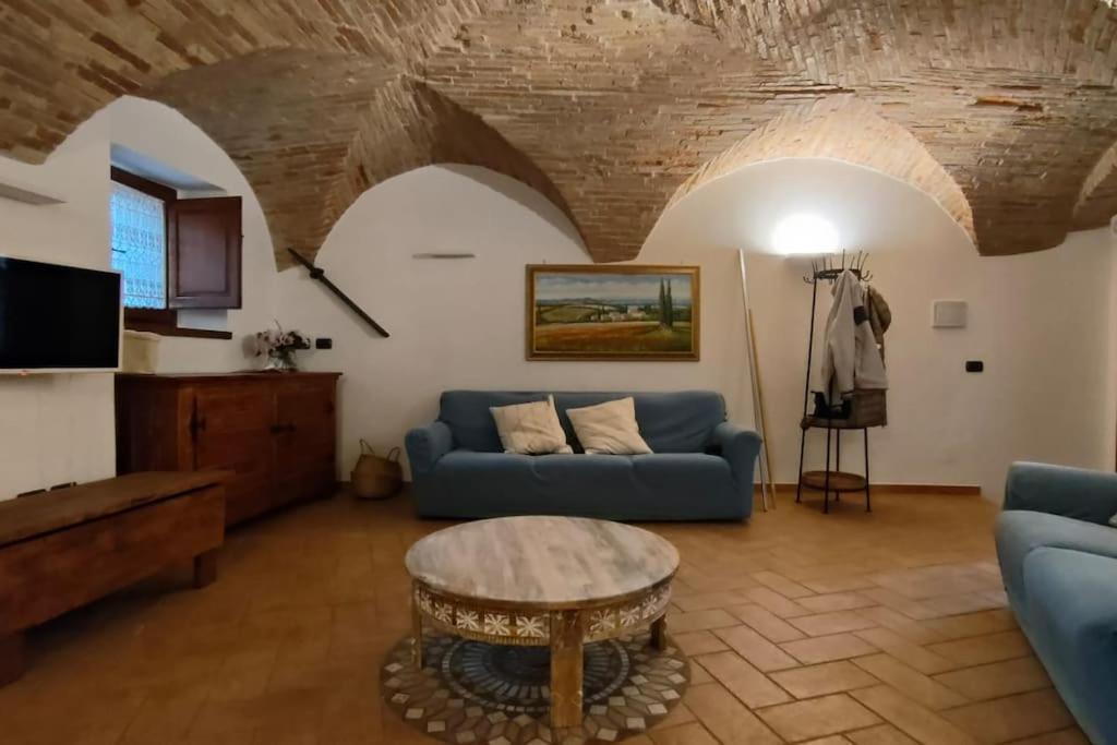 La Cantina Dei Cappuccini سبيلّو المظهر الخارجي الصورة